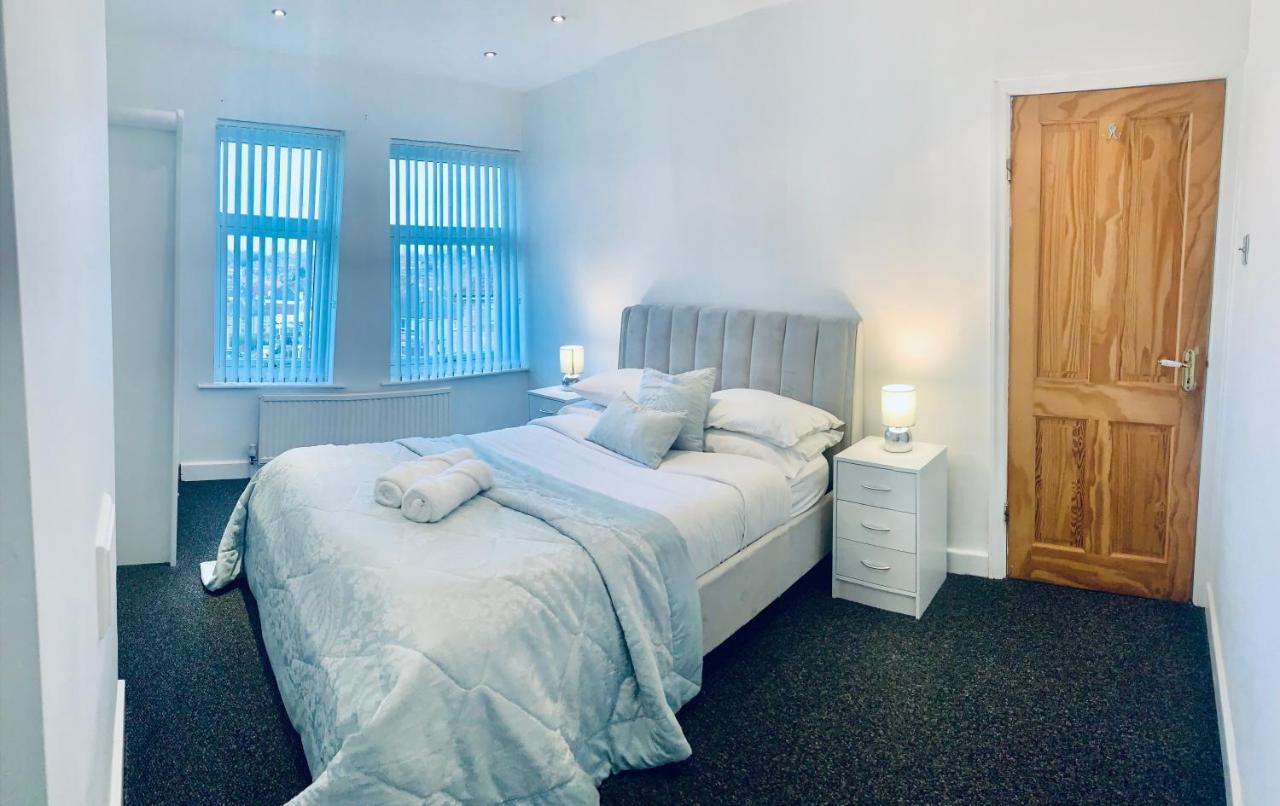 Comfortable 3 Bed Residential Home In Sheffield Exterior photo